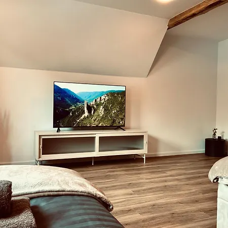 Lyma - B44 Apartamento *